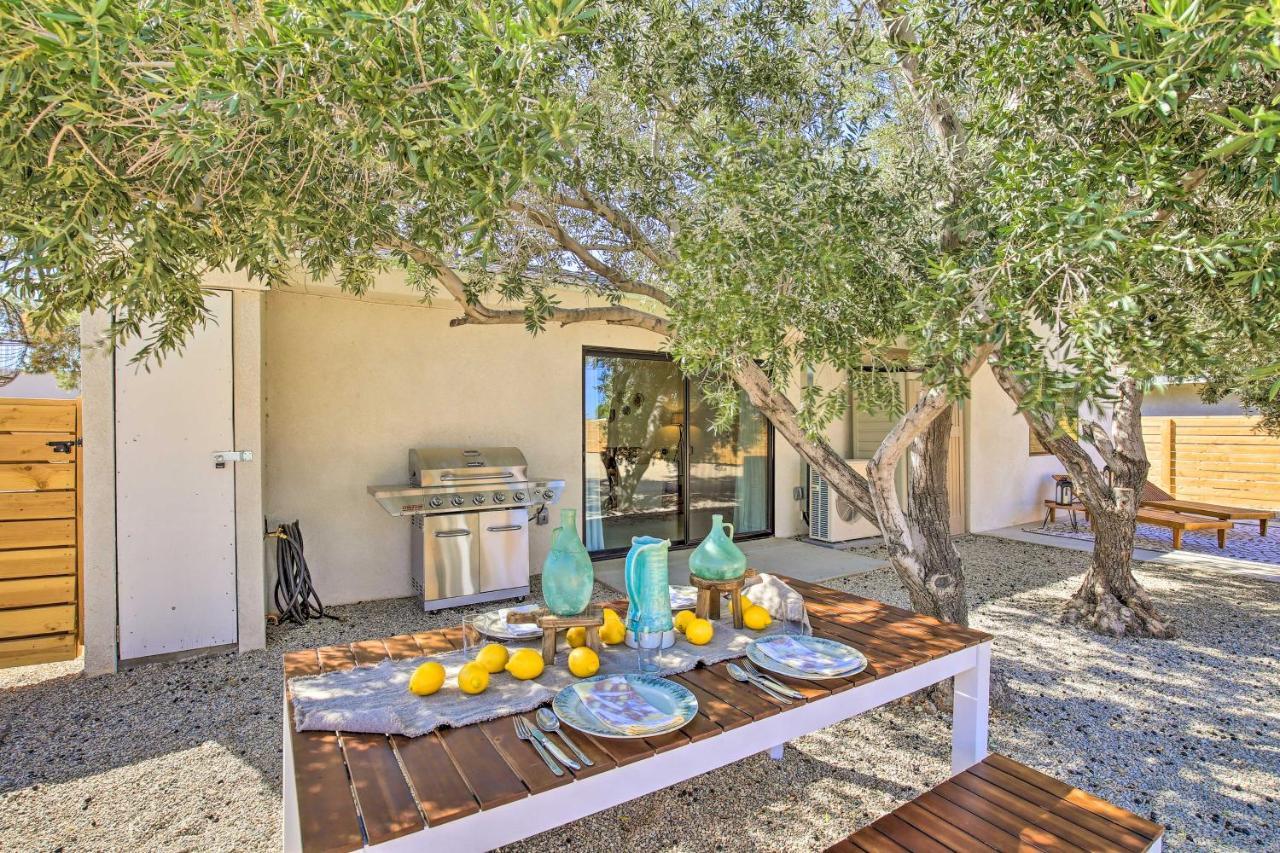 Modern With Fire Pit And Bbq! * Joshua Tree