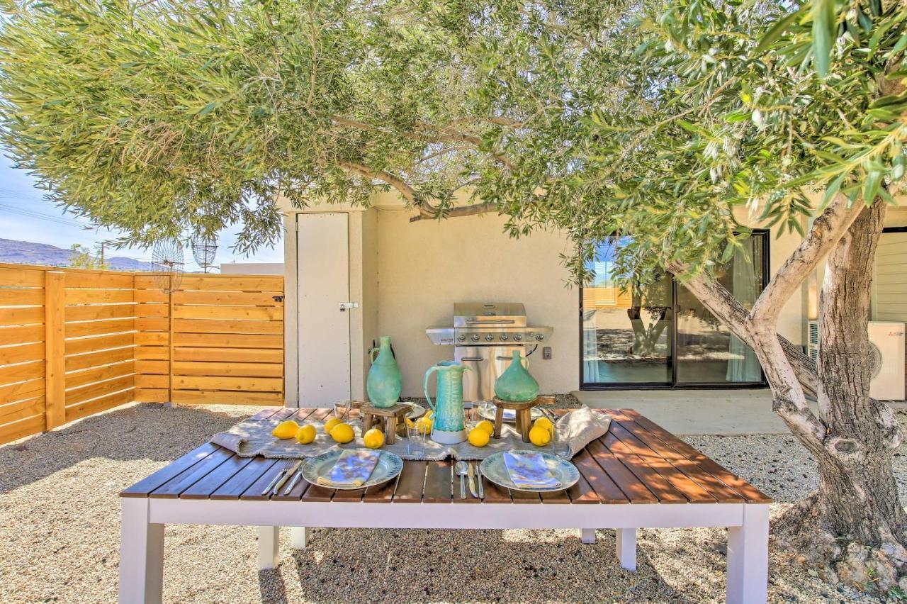Modern With Fire Pit And Bbq! * Joshua Tree