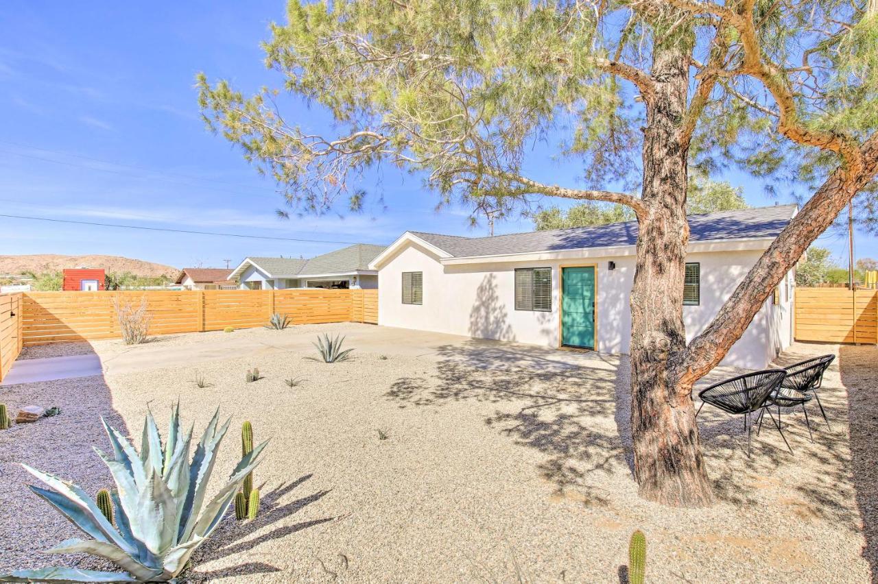 Modern With Fire Pit And Bbq! Joshua Tree